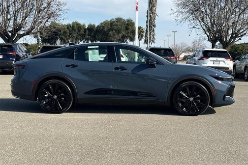 2026 Toyota Crown NIGHTSHADE