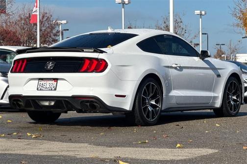 2021 Ford Mustang EcoBoost