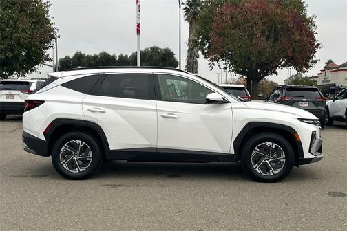 2025 Hyundai TUCSON Hybrid Blue