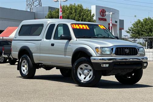 2004 Toyota Tacoma PreRunner Xtracab