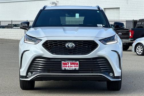 2026 Toyota Highlander Limited