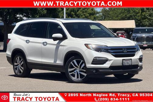 Diamond White Pearl 2017 Honda Pilot Touring