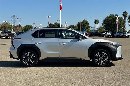 2024 Toyota bZ4X XLE