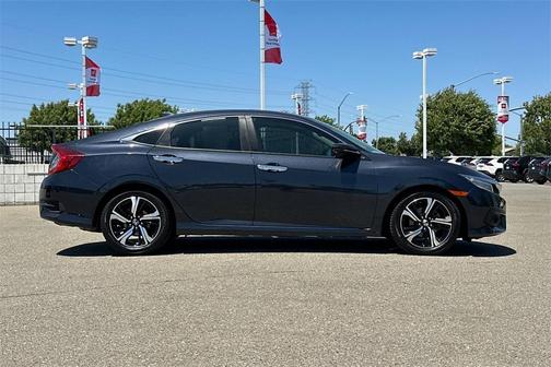 2018 Honda Civic Touring