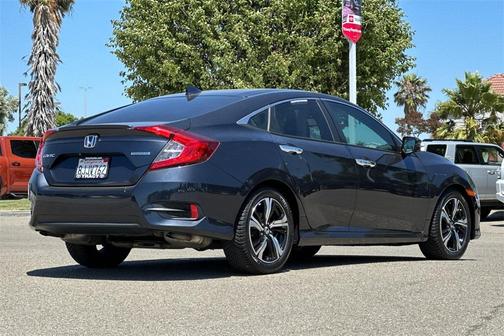 2018 Honda Civic Touring