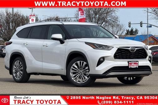 2026 Toyota Highlander Hybrid Platinum