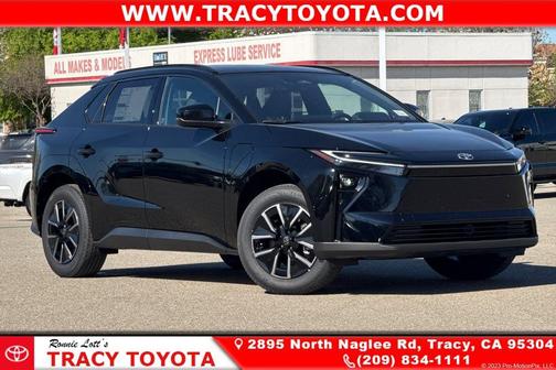 2026 Toyota bZ XLE PLUS