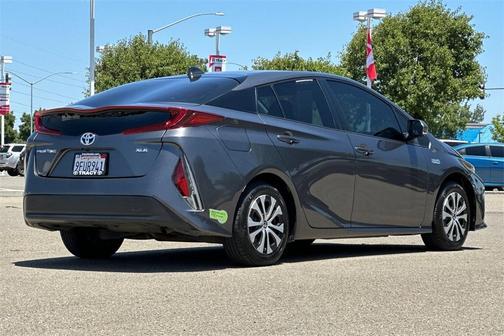 2022 Toyota Prius Prime XLE