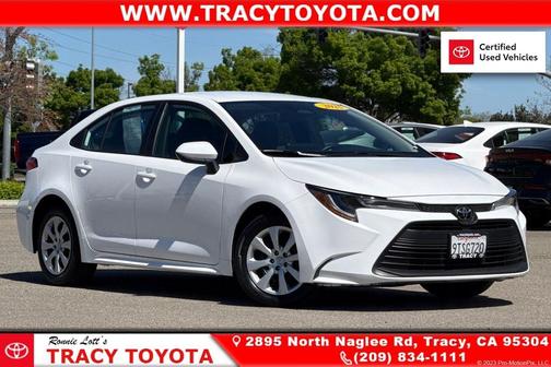 Ice 2025 Toyota Corolla LE