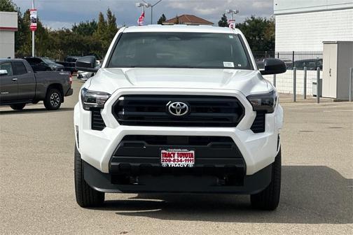 2025 Toyota Tacoma SR