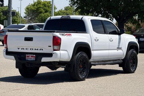 Super White 2017 Toyota Tacoma TRD Off Road