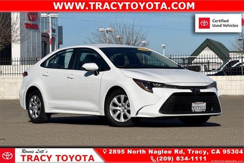 2025 Toyota Corolla LE
