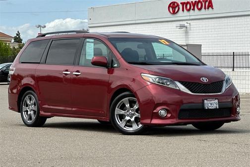 2017 Toyota Sienna SE Premium