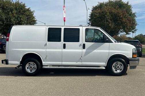 2019 GMC Savana 2500 Work Van
