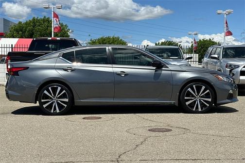 2021 Nissan Altima 2.5 SR