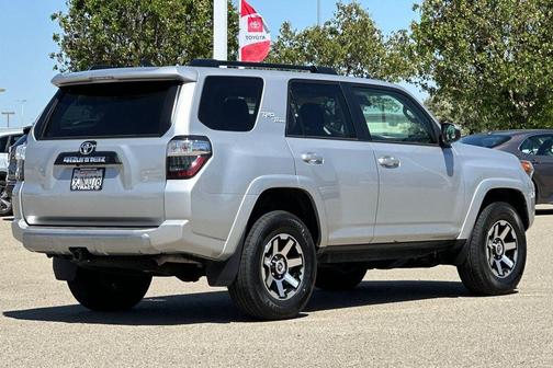 2024 Toyota 4Runner TRD Off Road