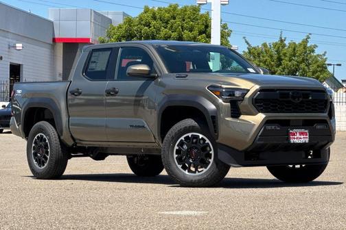 Bronze 2026 Toyota Tacoma Hybrid TRD Off Road