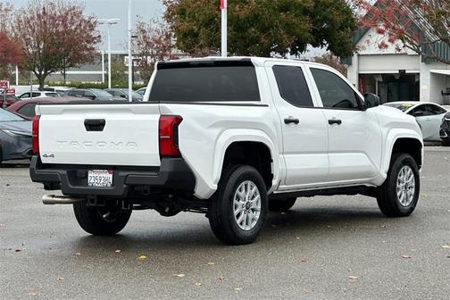 2025 Toyota Tacoma SR