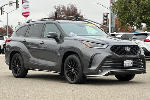 2023 Toyota Highlander XSE