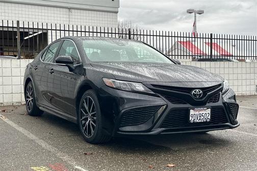 2023 Toyota Camry 