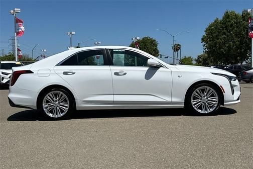 2023 Cadillac CT4 Premium Luxury