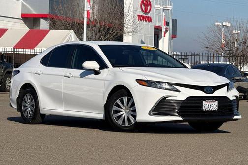 2023 Toyota Camry Hybrid LE