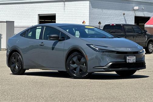 2024 Toyota Prius LE