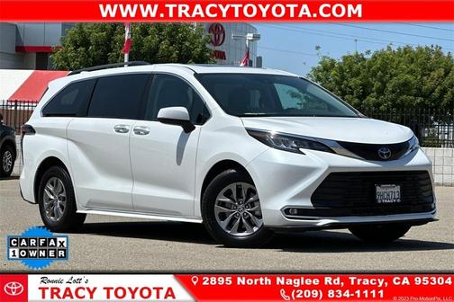2023 Toyota Sienna XLE