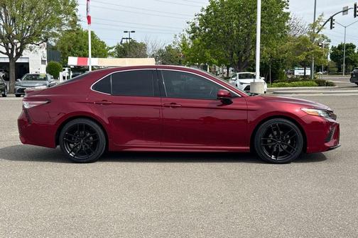 Red 2018 Toyota Camry XSE