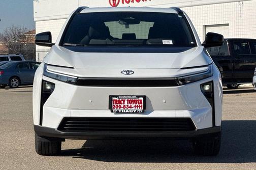 2026 Toyota bZ XLE PLUS