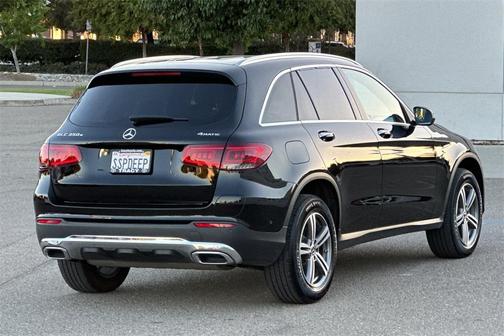 2020 Mercedes-Benz GLC 350e Base 4MATIC