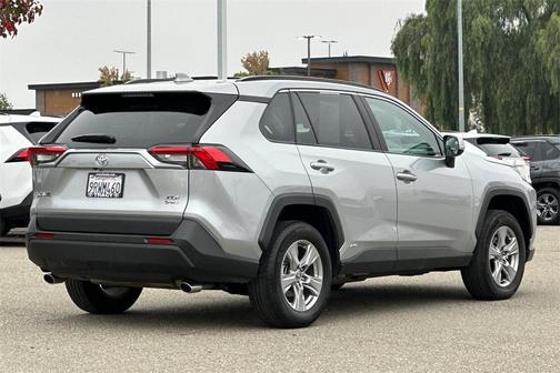 2025 Toyota RAV4 Hybrid XLE