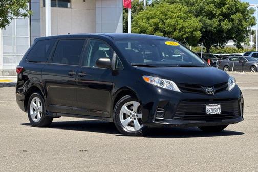 Midnight Black Metallic 2020 Toyota Sienna L