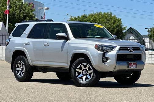 2024 Toyota 4Runner TRD Off Road