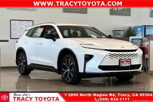 2026 Toyota Crown Signia XLE