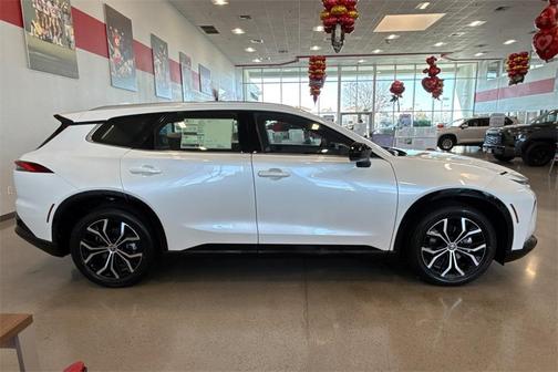 2026 Toyota Crown Signia XLE