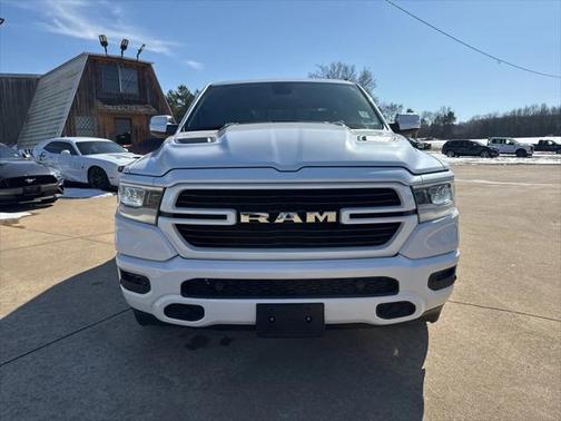 2020 RAM 1500 Laramie Crew Cab 4x4 57' Box