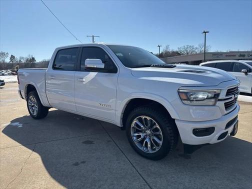 2020 RAM 1500 Laramie Crew Cab 4x4 57' Box