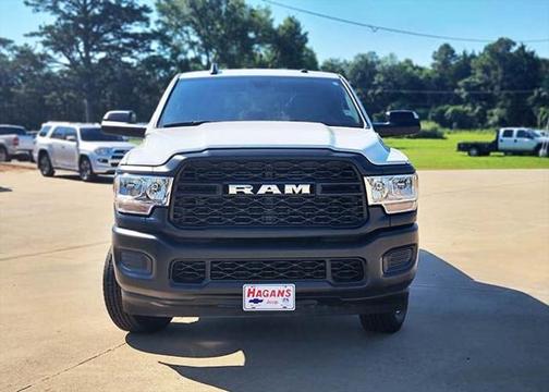 2022 RAM 2500 Tradesman Crew Cab 4x4 64' Box