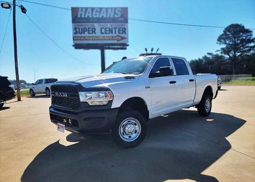2022 RAM 2500 Tradesman Crew Cab 4x4 64' Box