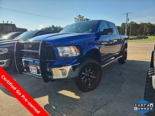 2017 RAM 1500 Big Horn Crew Cab 4x4 57' Box