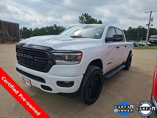 2023 RAM 1500 Laramie Crew Cab 4x4 57' Box