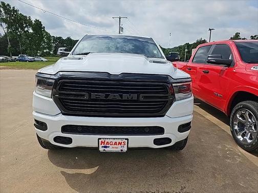 2023 RAM 1500 Laramie Crew Cab 4x4 57' Box