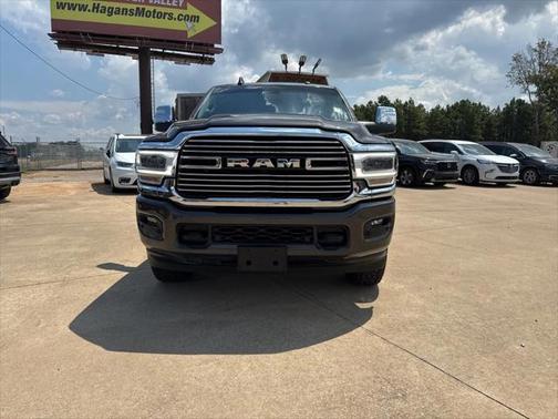 2024 RAM 2500 Laramie Crew Cab 4x4 64' Box