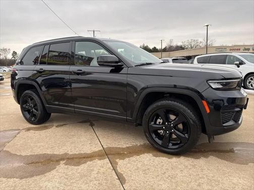 2023 Jeep Grand Cherokee Altitude 4x4
