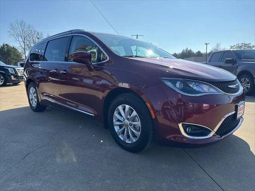 2018 Chrysler Pacifica Touring L Plus