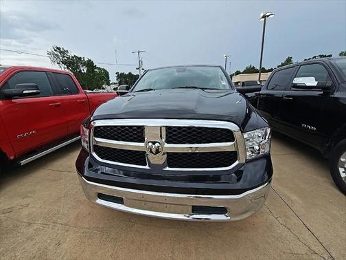 2023 RAM 1500 Classic SLT Crew Cab 4x2 57' Box