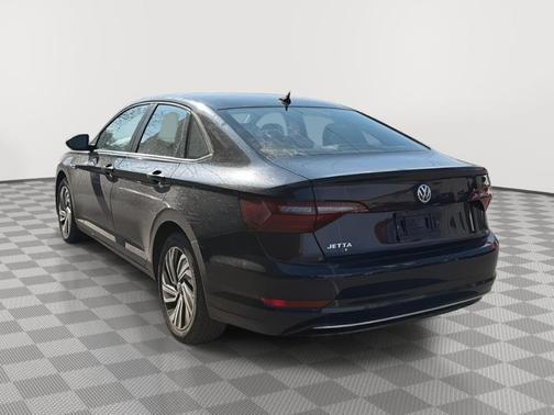 Deep Black Pearl Effect 2021 Volkswagen Jetta 1.4T SEL