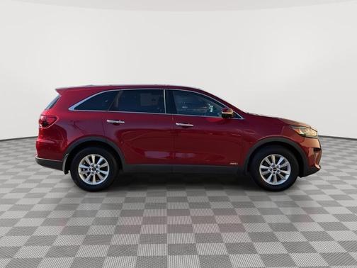 Passion Red 2019 Kia Sorento LX