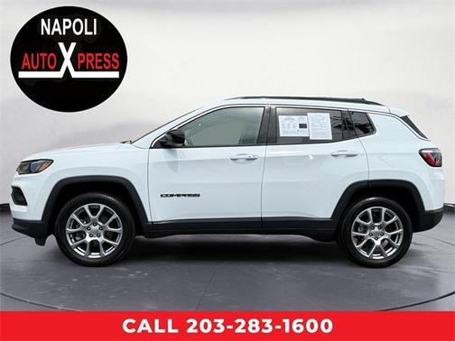 2022 Jeep Compass Latitude Lux